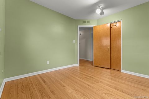 Tiny photo for 27240 W Pleasant Ridge Street, Dearborn Heights City, MI 48127 (MLS # 20261044044)