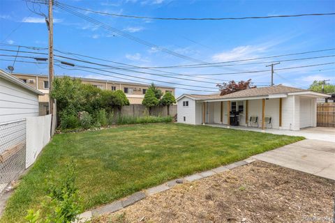 Tiny photo for 27240 W Pleasant Ridge Street, Dearborn Heights City, MI 48127 (MLS # 20261044044)