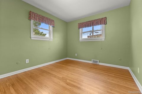 Tiny photo for 27240 W Pleasant Ridge Street, Dearborn Heights City, MI 48127 (MLS # 20261044044)