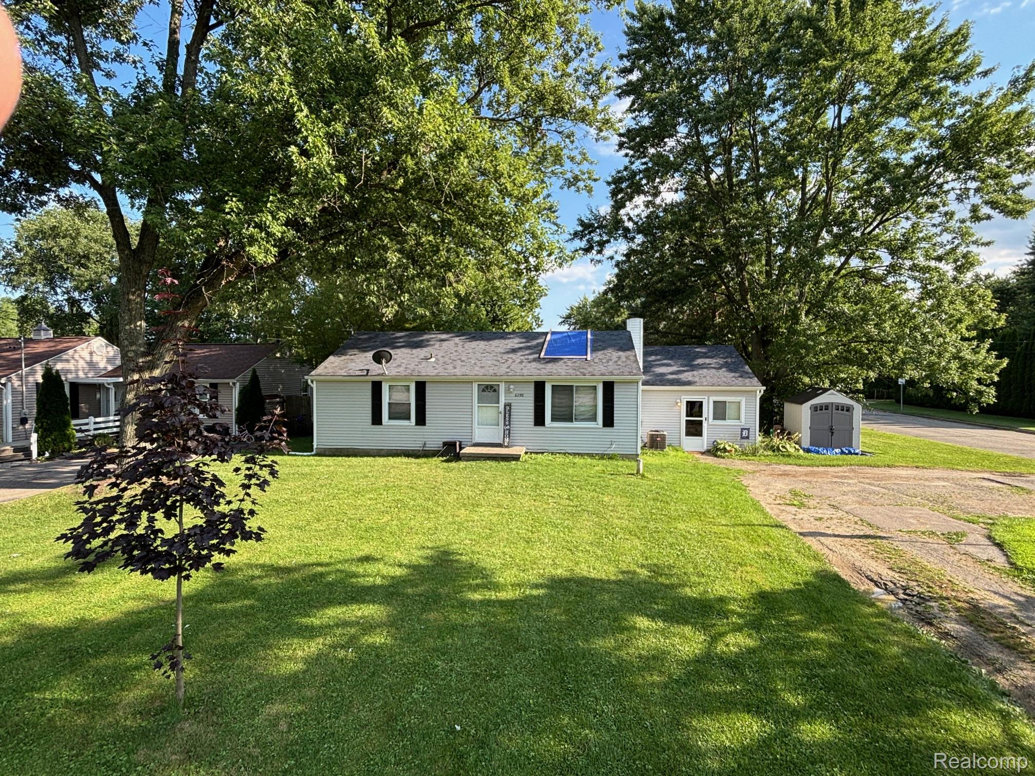 6290 Lapeer Road
