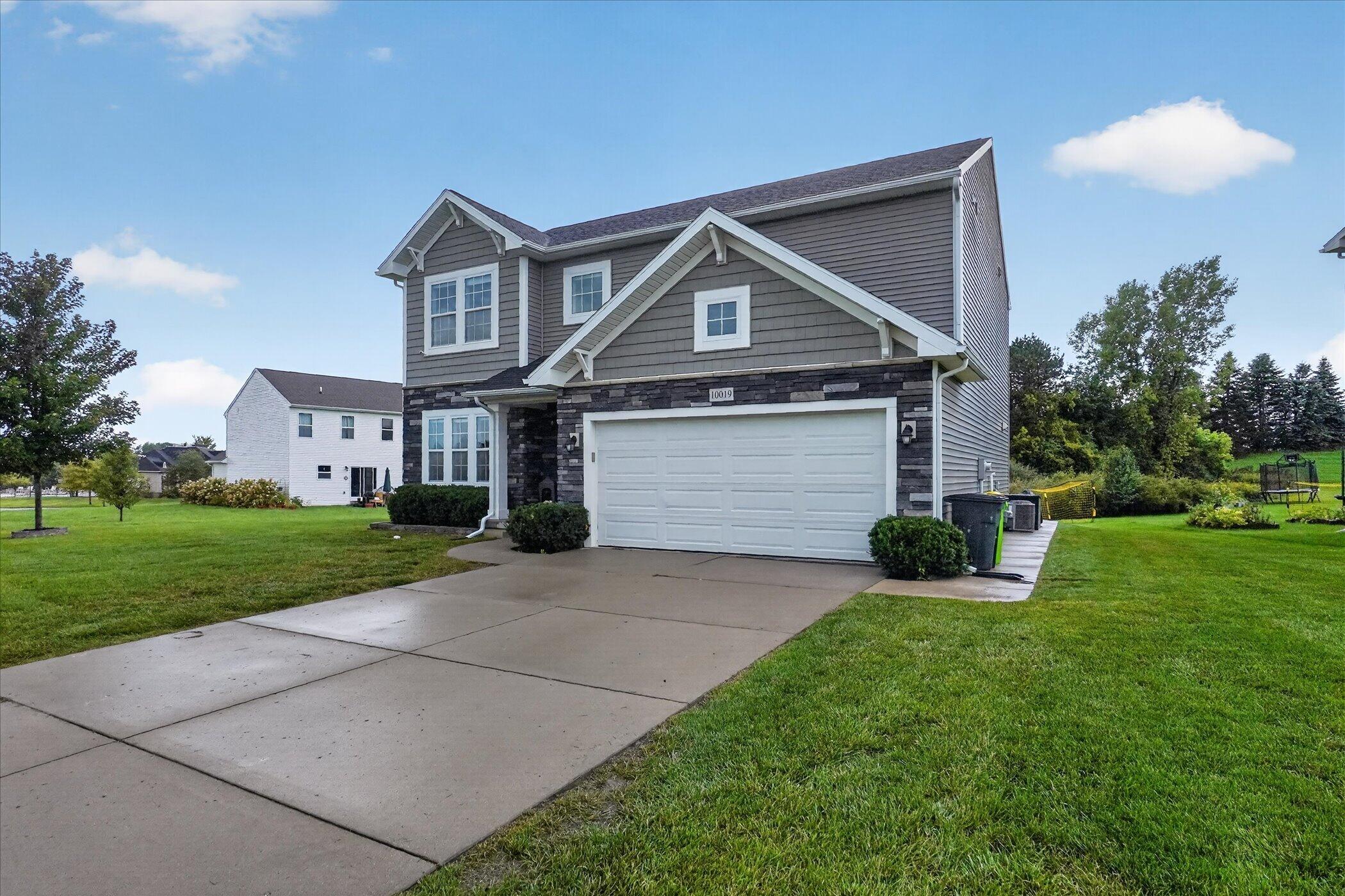 10019 Mulberry Lane