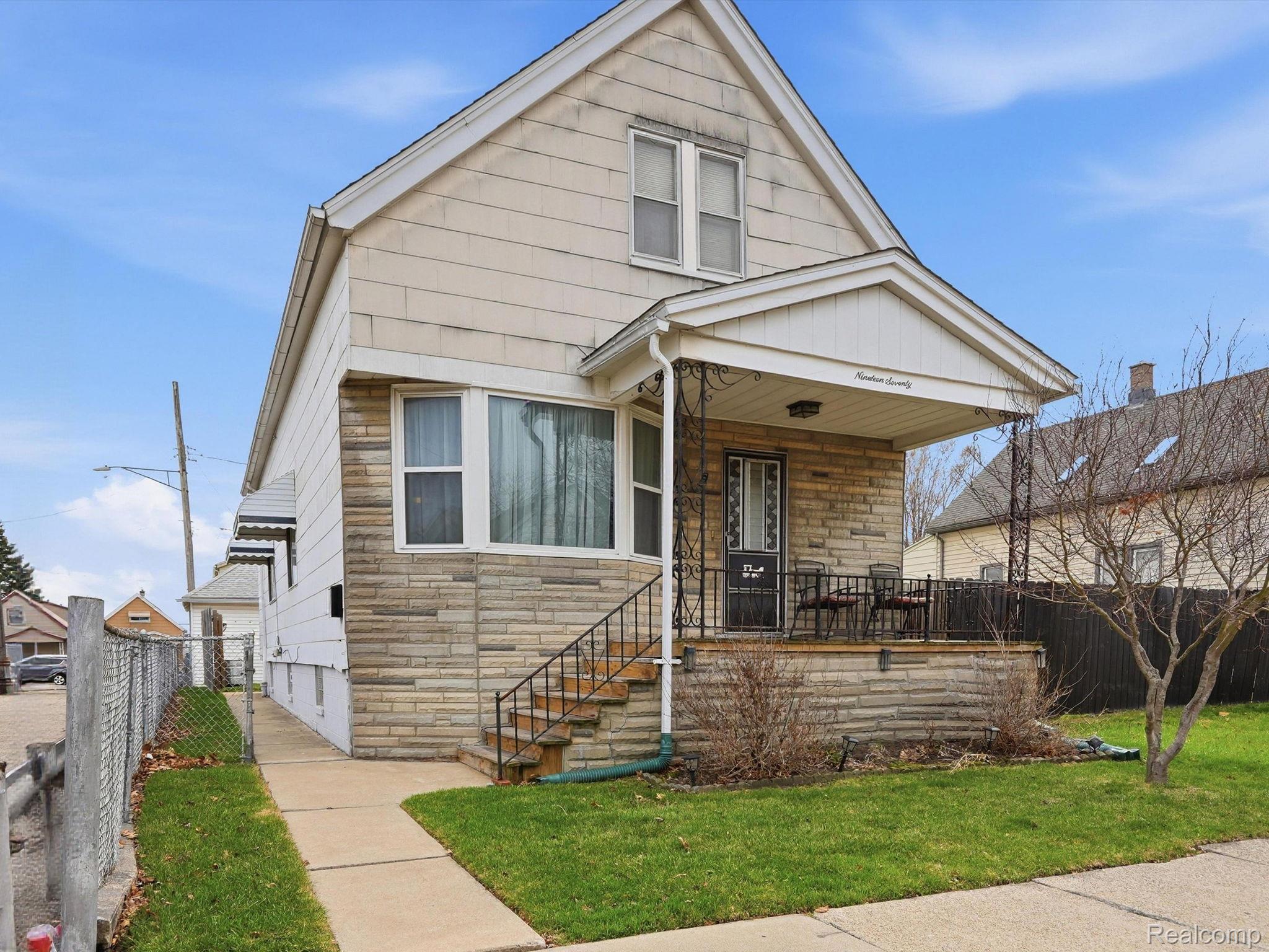 1970 Edwin Street