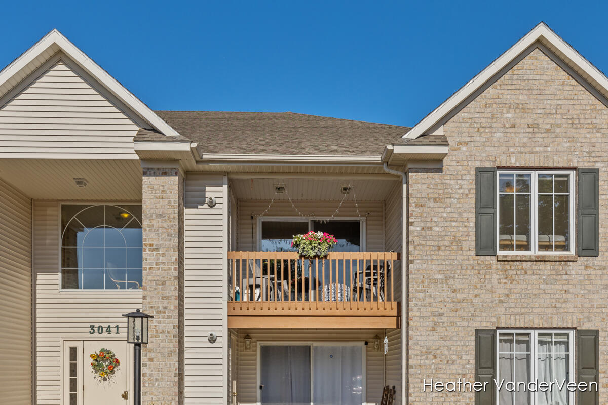 3041 E Crystal Waters Drive 8