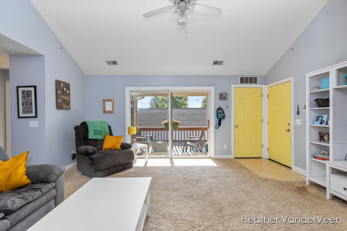 3041 E Crystal Waters Drive 8