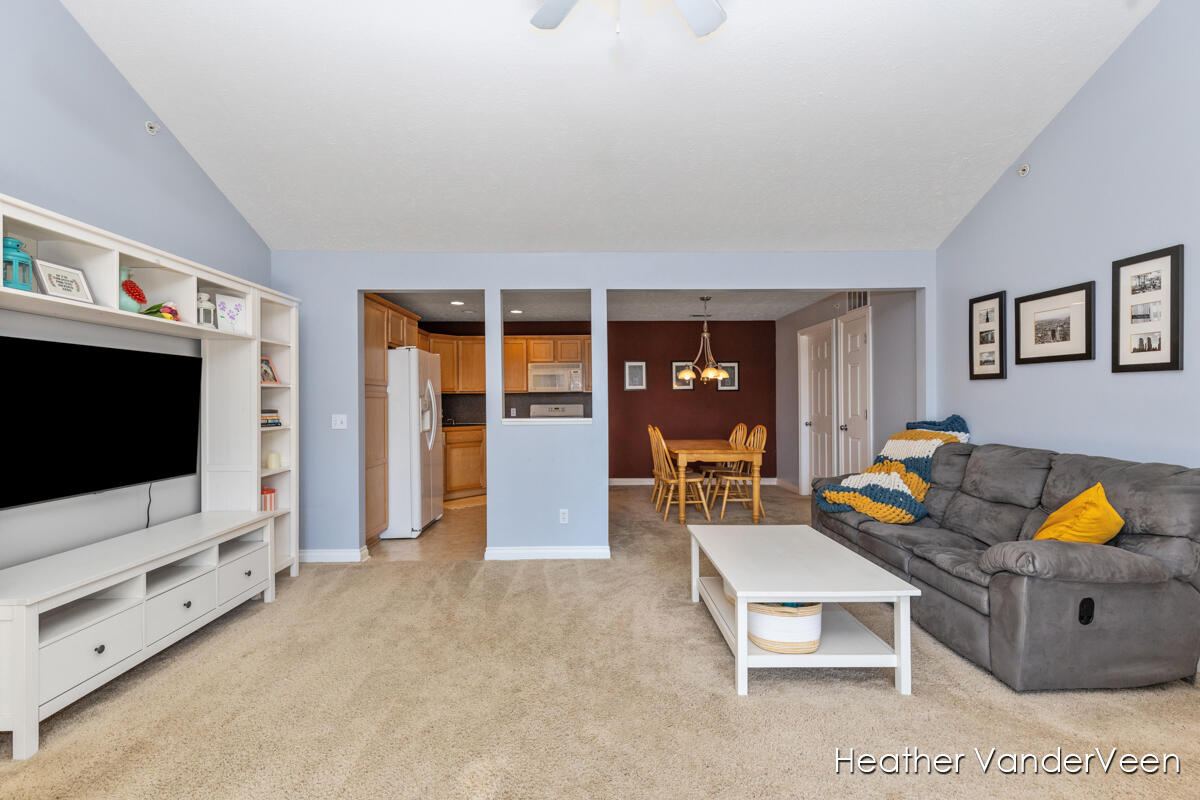 3041 E Crystal Waters Drive 8