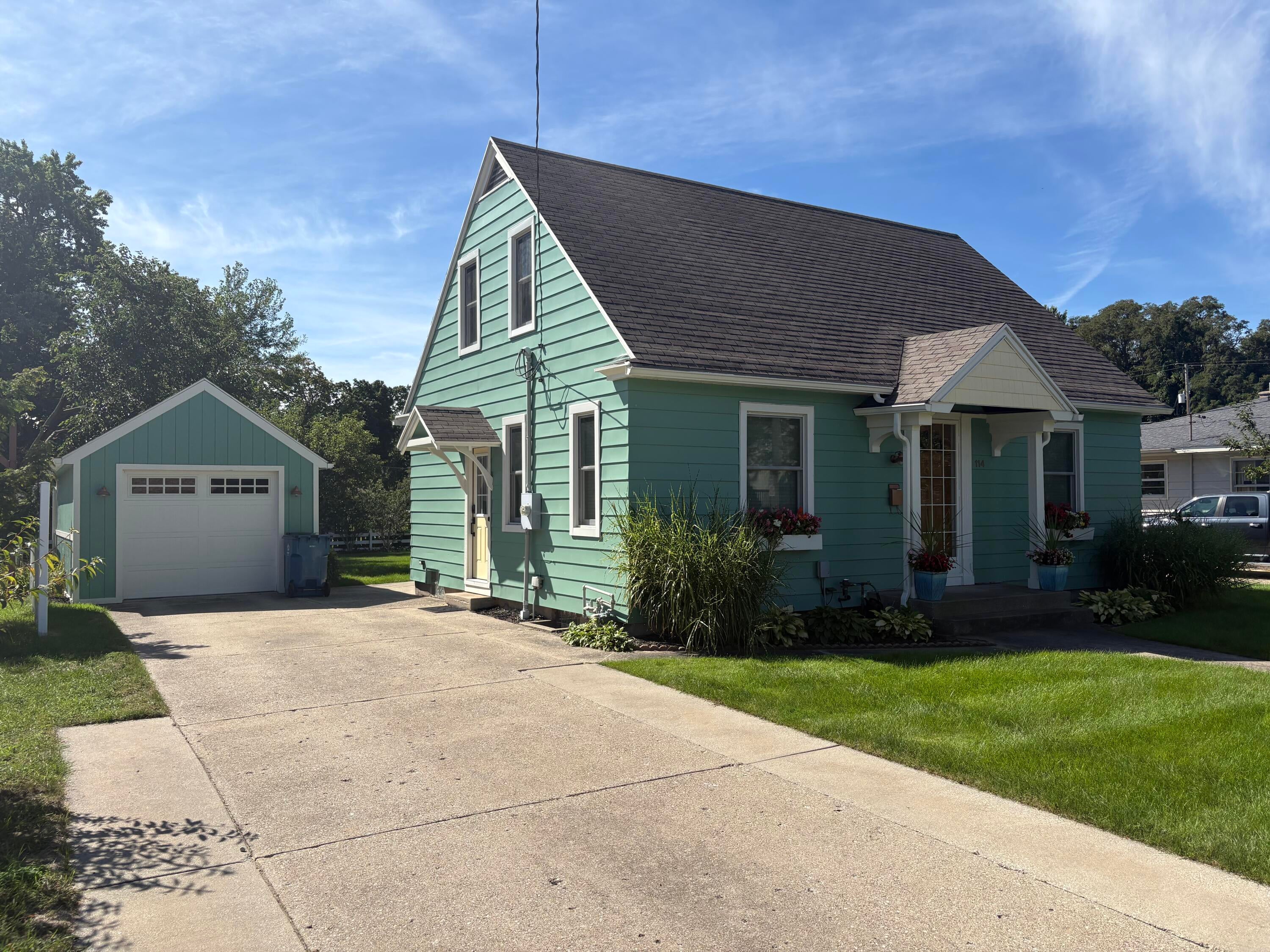 114 W Exchange Street