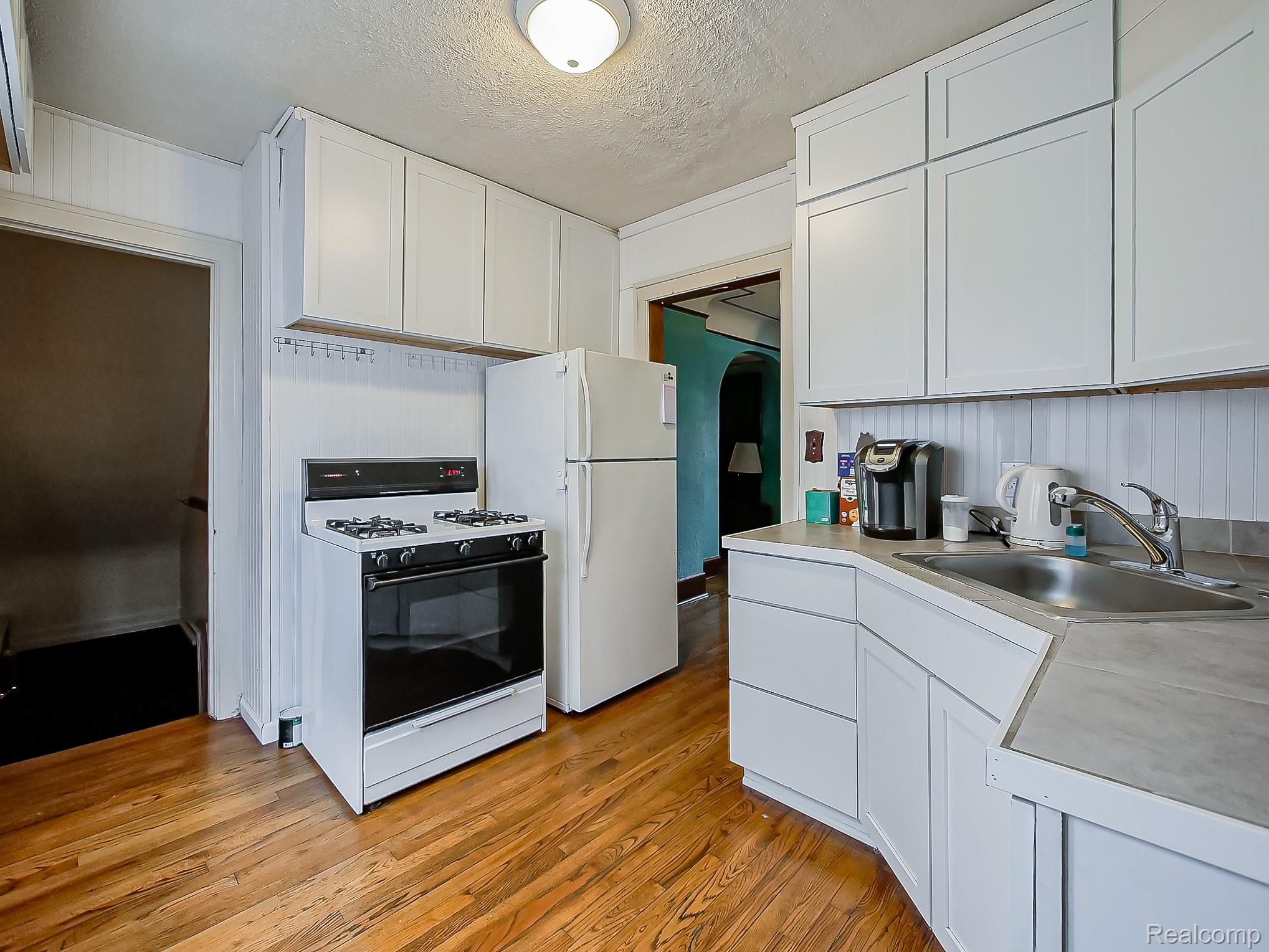 4177 Washington Street