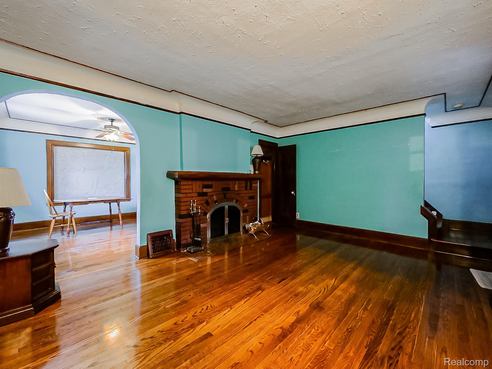 4177 Washington Street