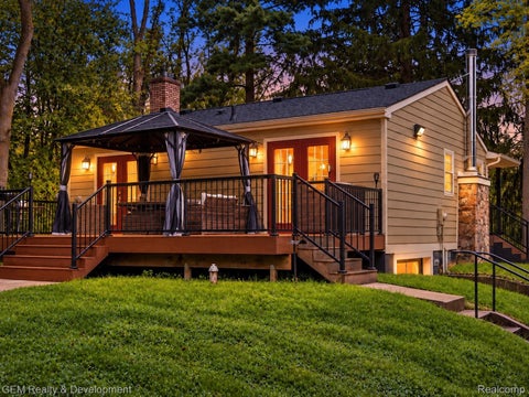 Photo for 1301 Porter Road