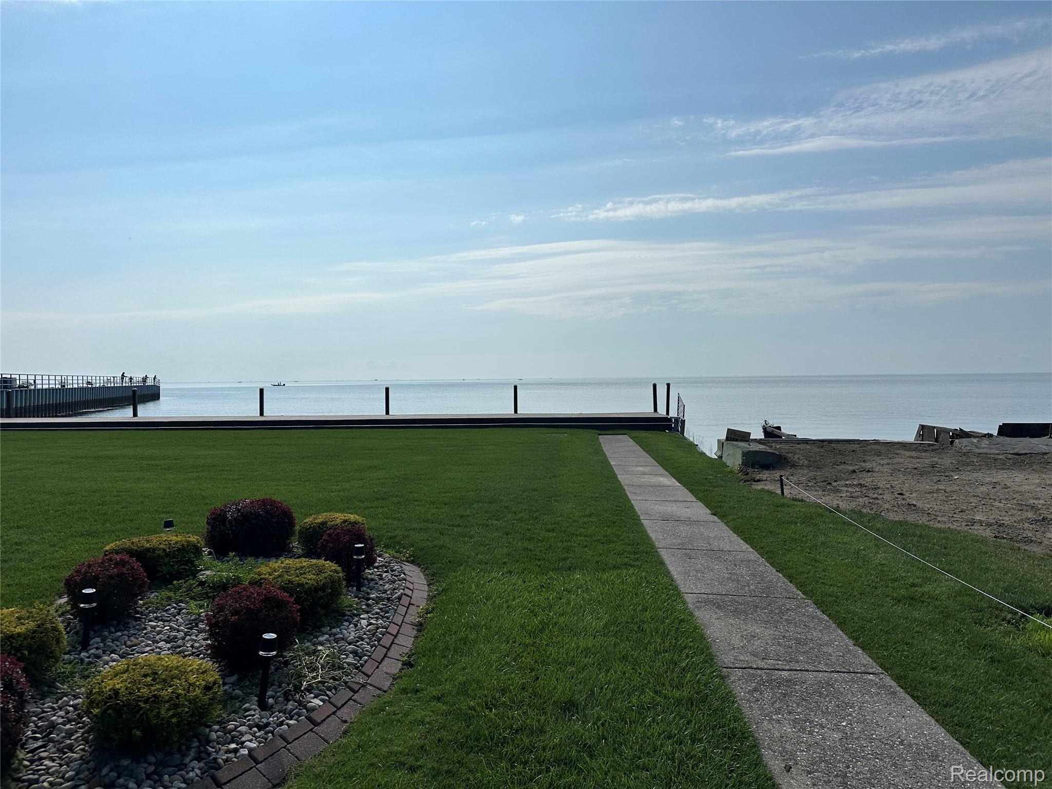 104 Lac Sainte Claire Drive