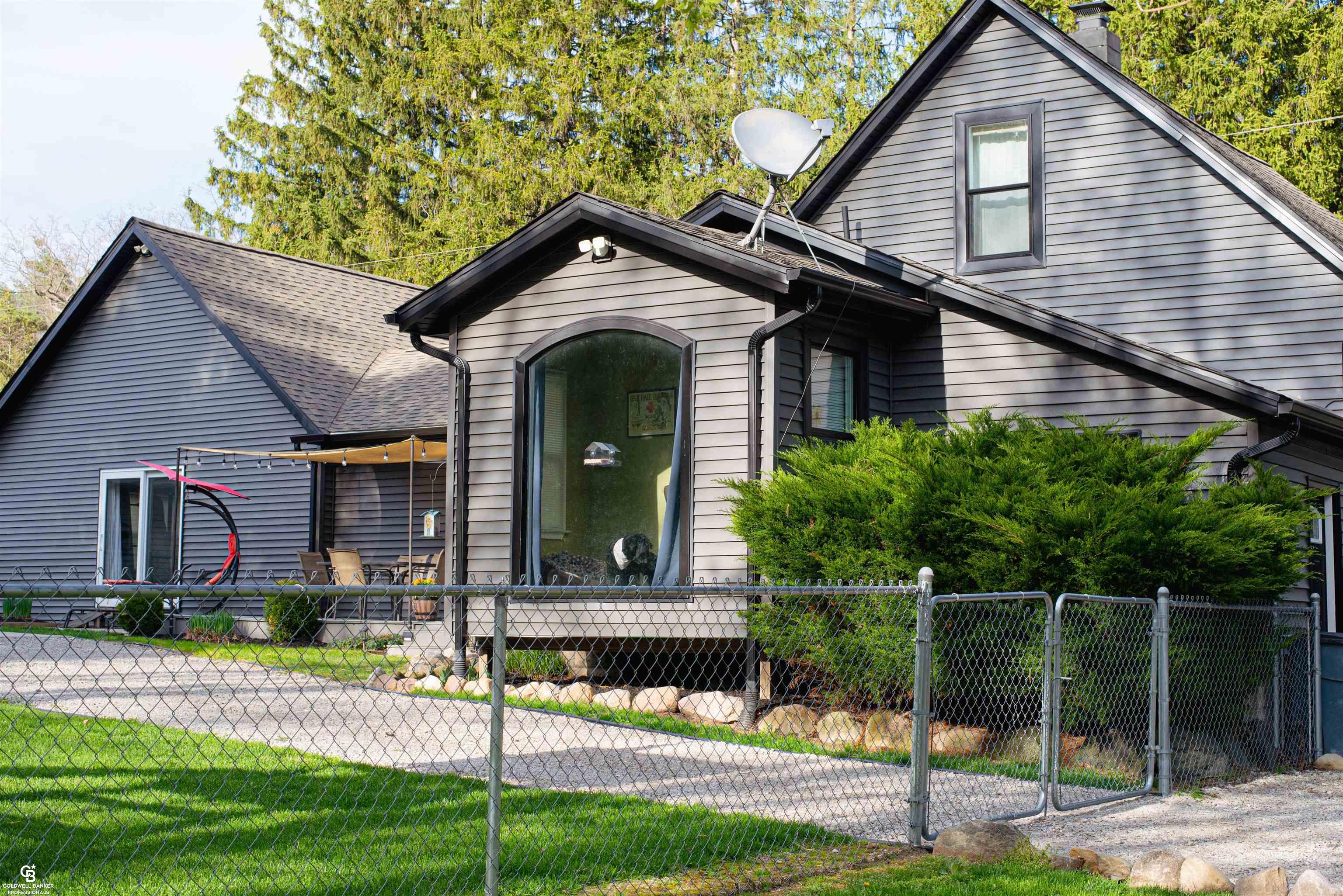 3569 Cribbins Road