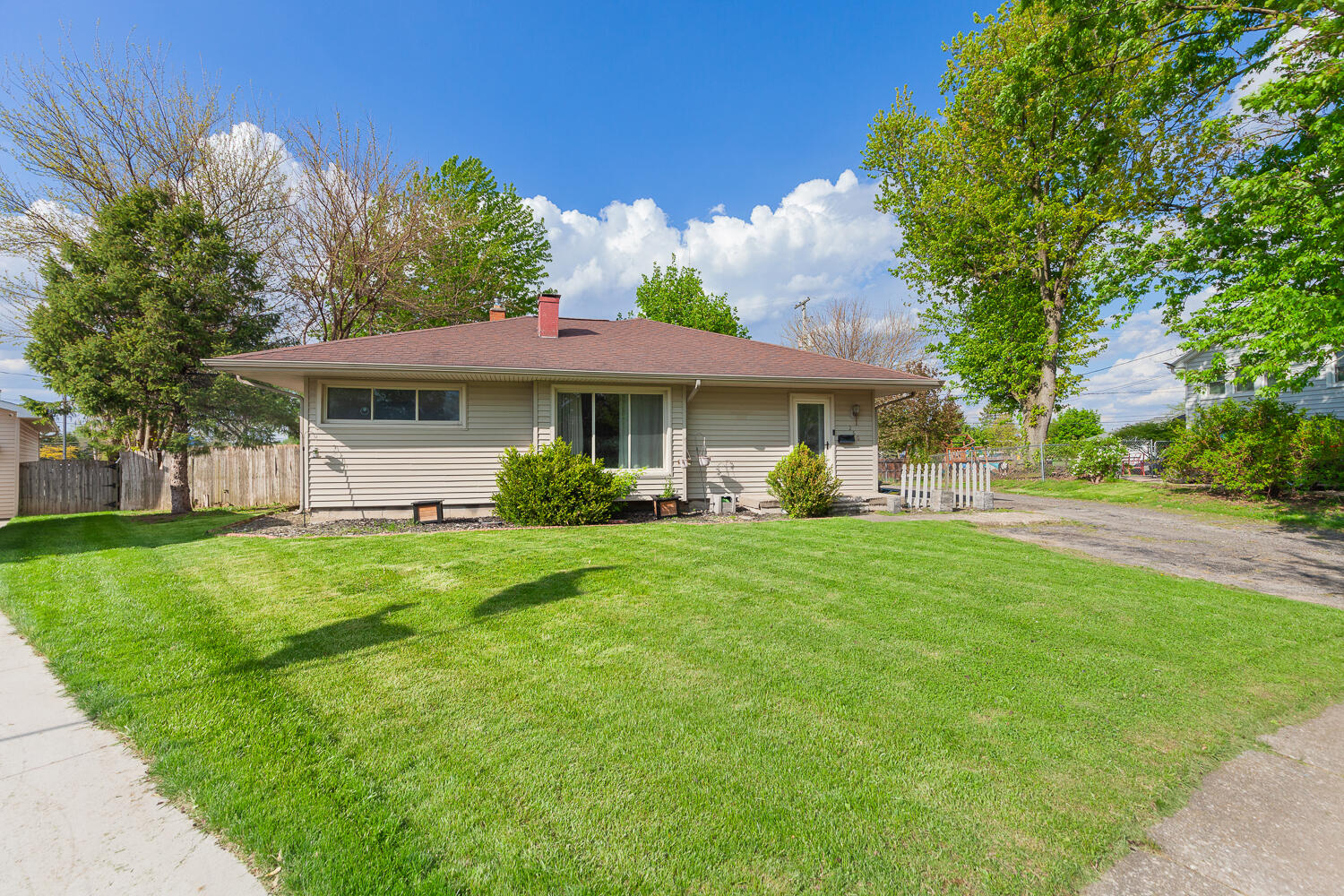 260 Renfrew Avenue