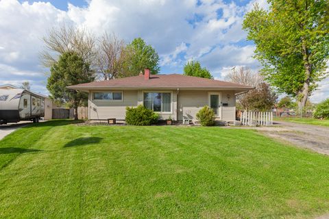 260 Renfrew Avenue Adrian City MI 49221