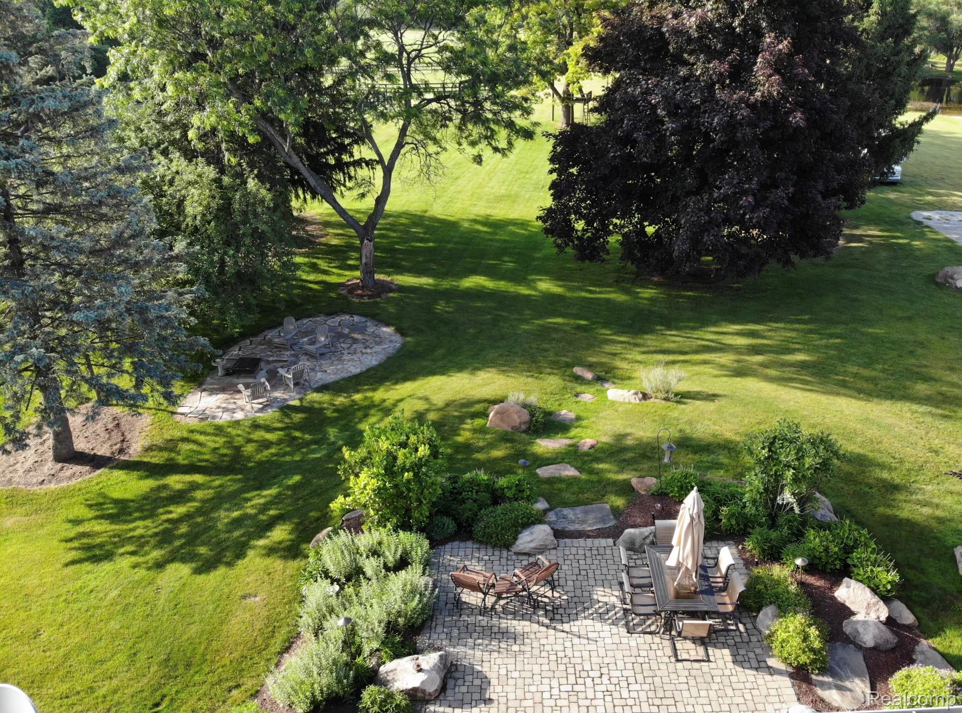 1310 Brauer Road