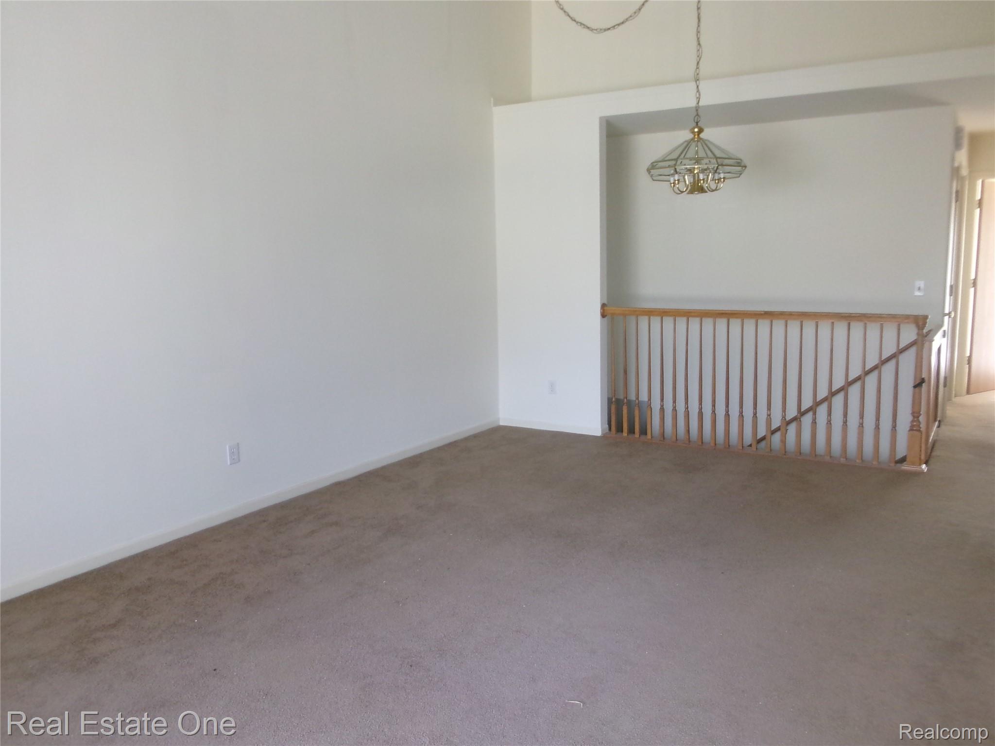 62181 ARLINGTON CIRCLE 4