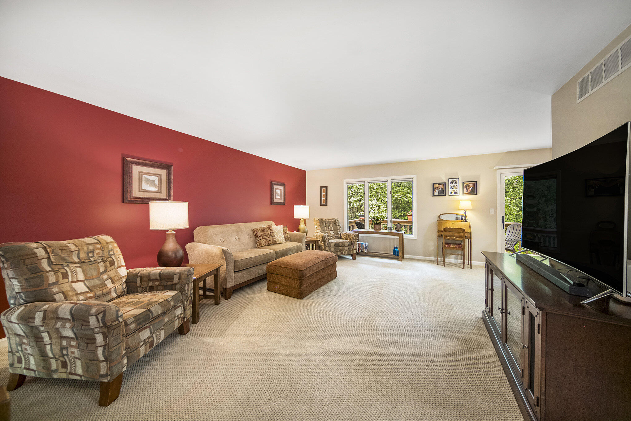 7643 Cottonwood Lane