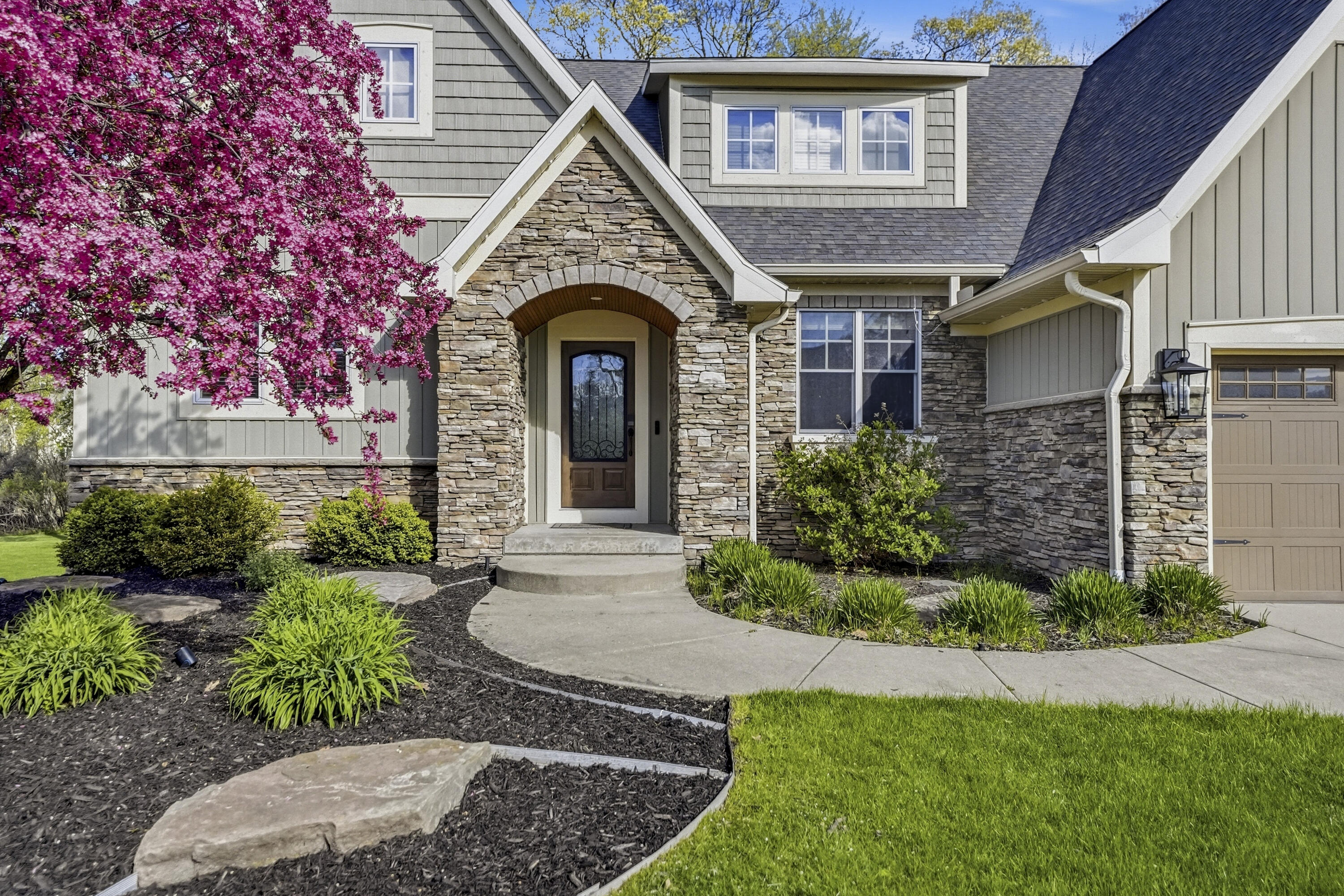 4969 Meadow Springs Trail SE