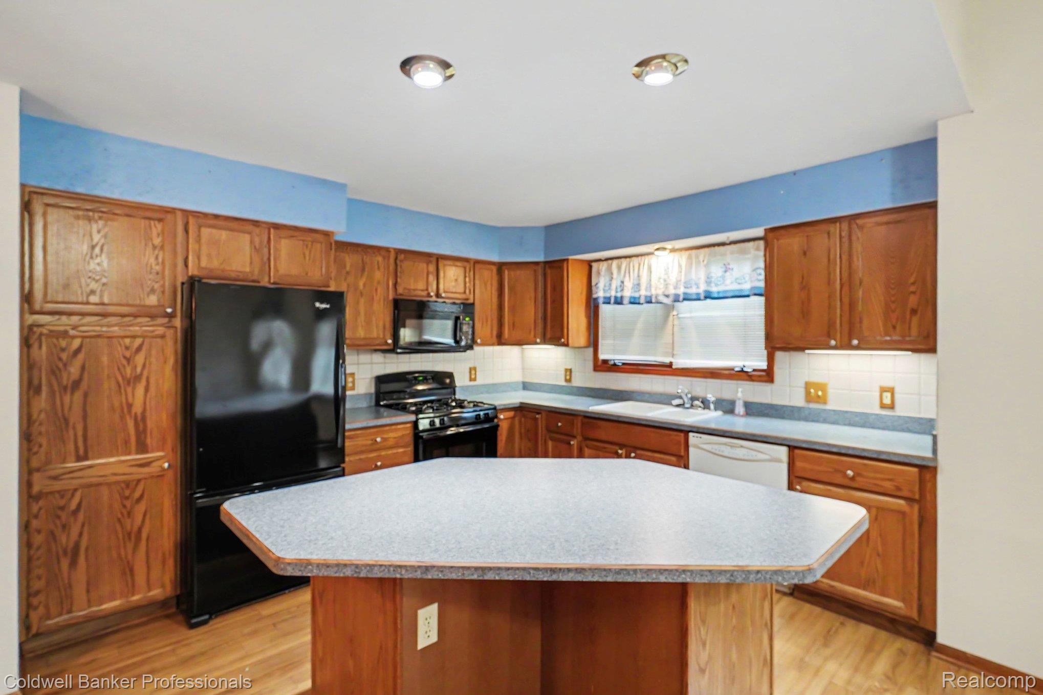 1083 Shalin Drive