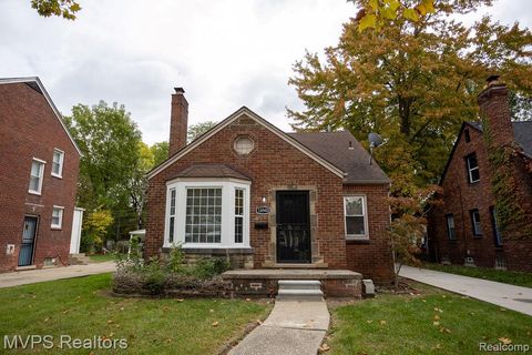 18940 Berden Street Grosse Pointe City MI 48236