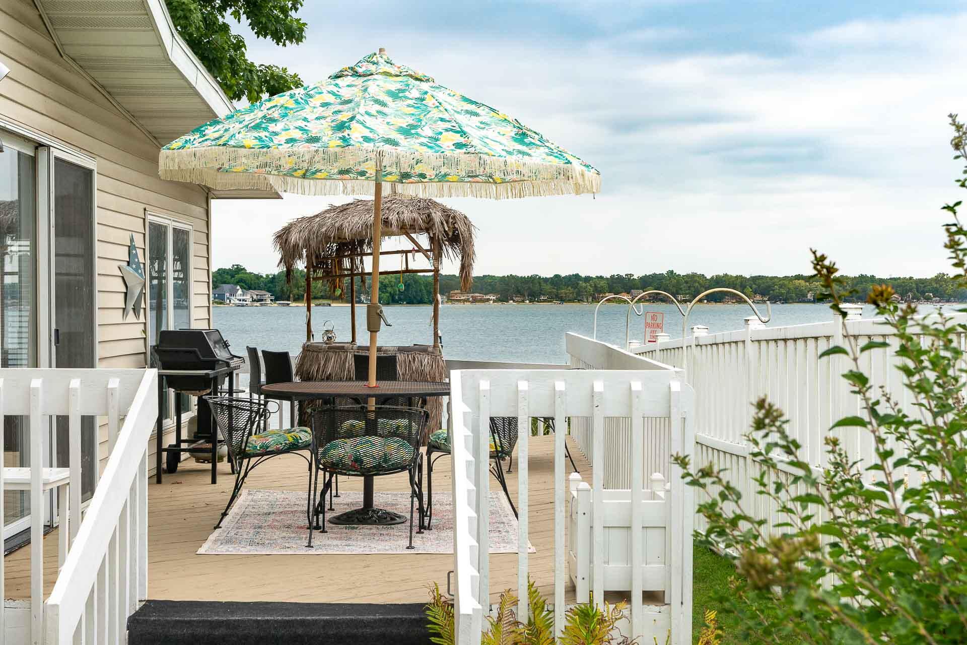 2587 Lake Shore Drive