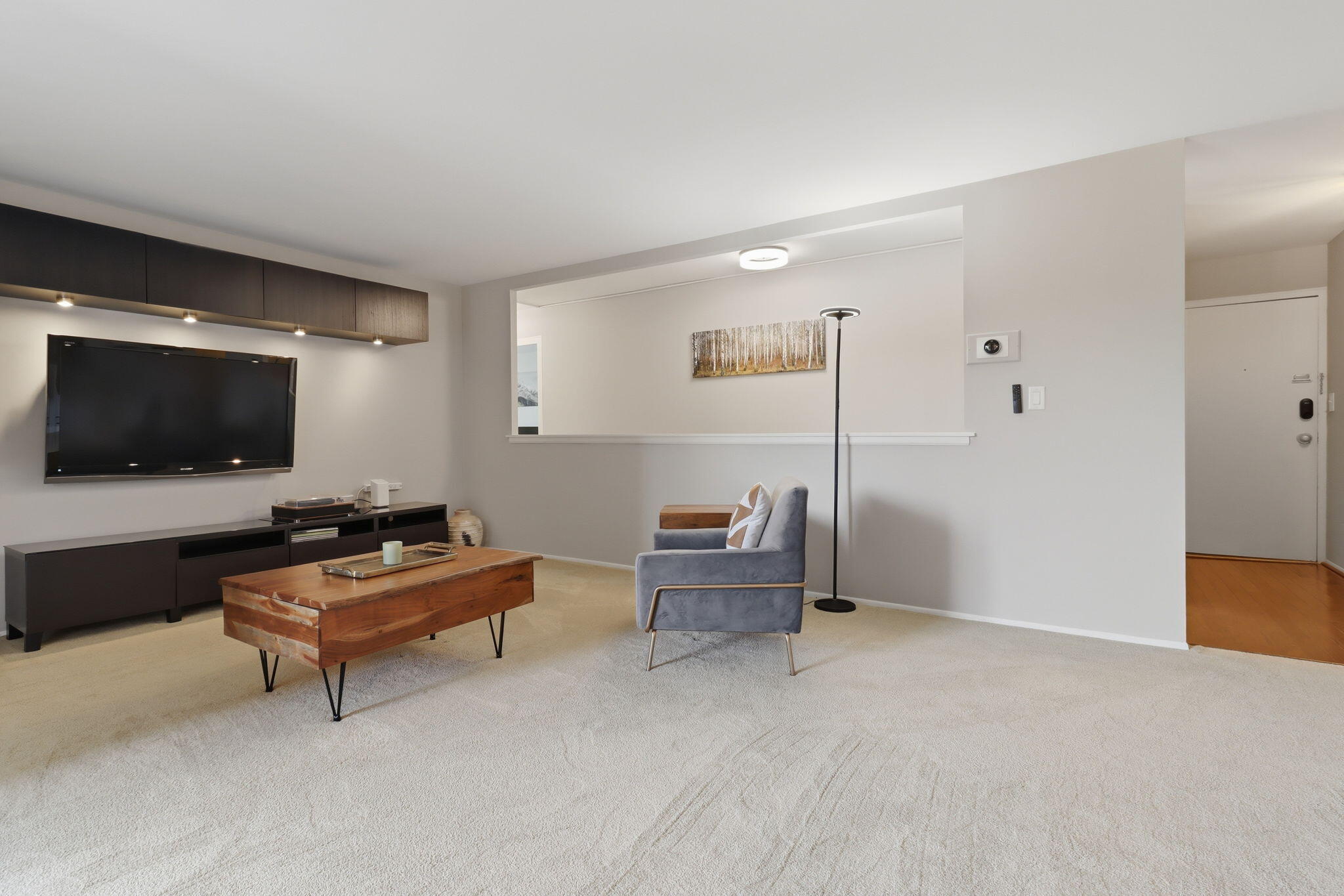 1050 Wall Street 3E