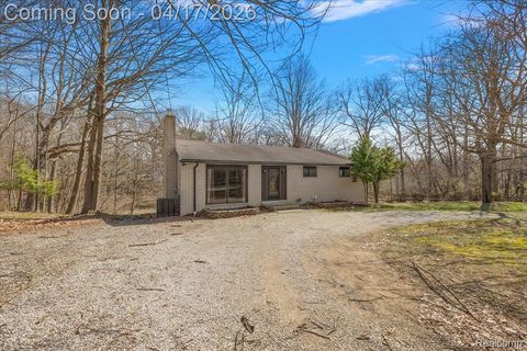 22706 Elmgrove Street Farmington Hills City MI 48336