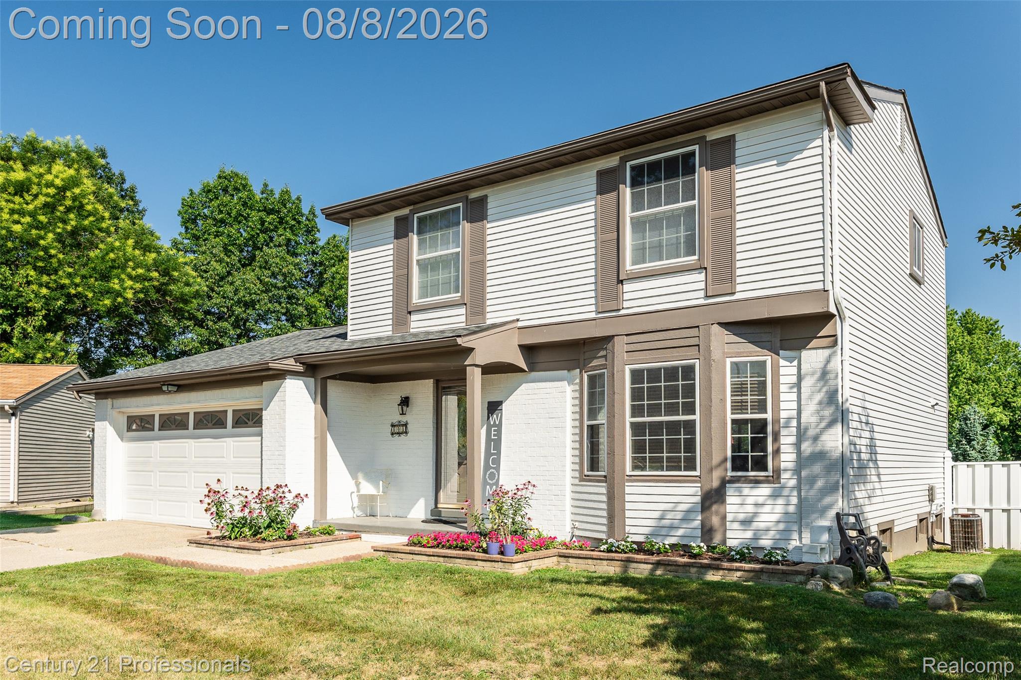 808 Oak Ridge Court