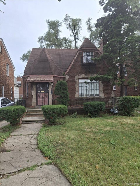 Photo of 3205 W Outer Drive, Detroit City, MI 48221 (MLS # 20261071466)