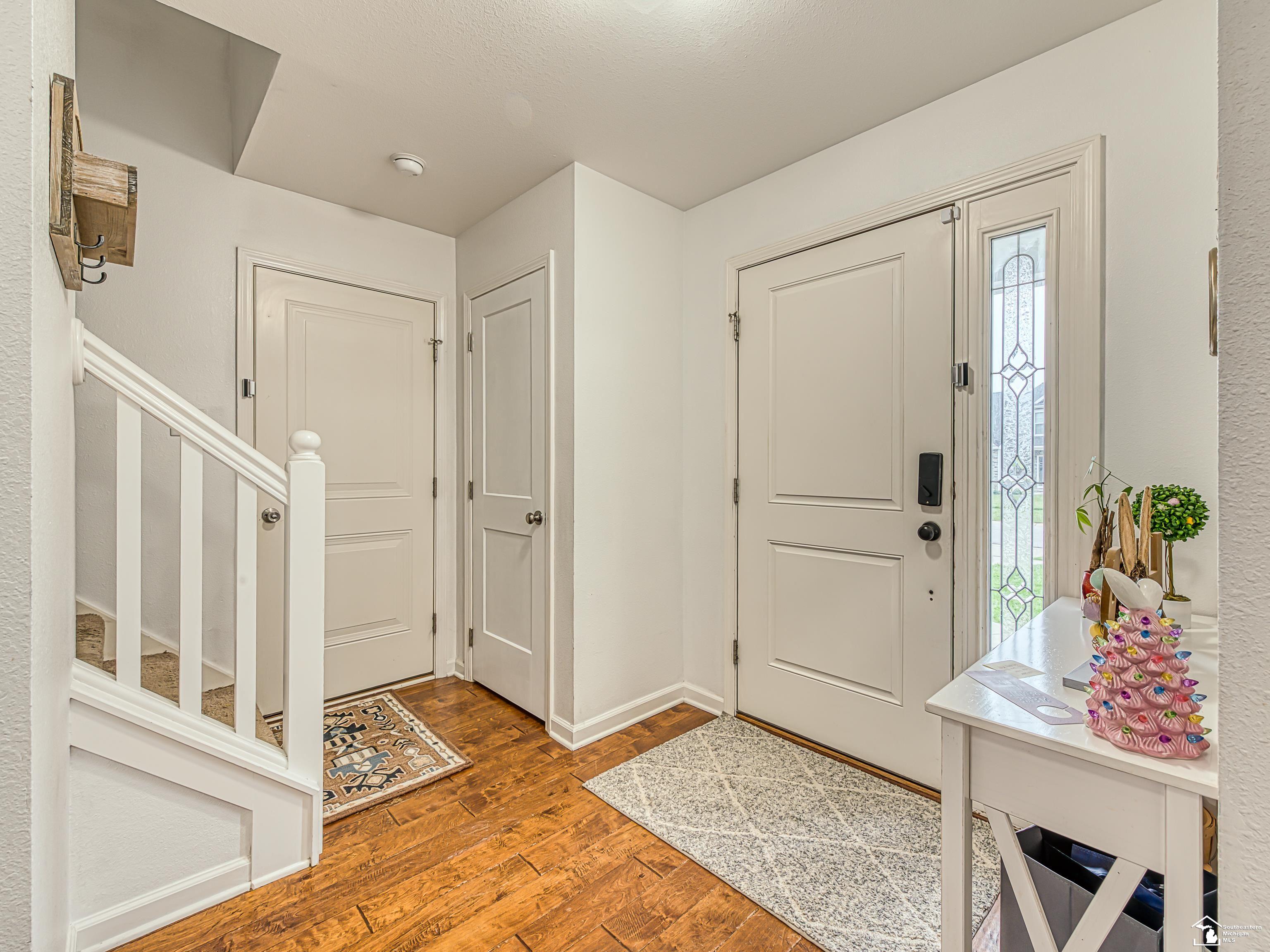 736 Grand Oak Drive