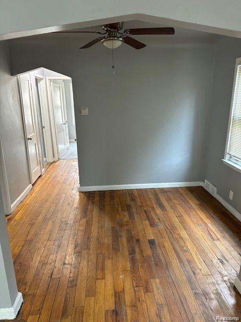 8501 Roselawn Street