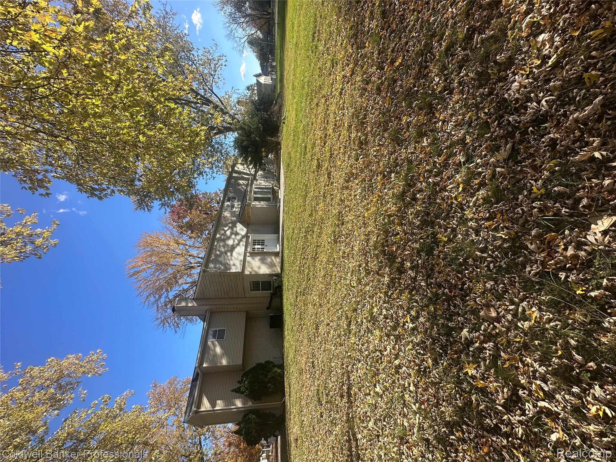 29585 Woodhaven Lane