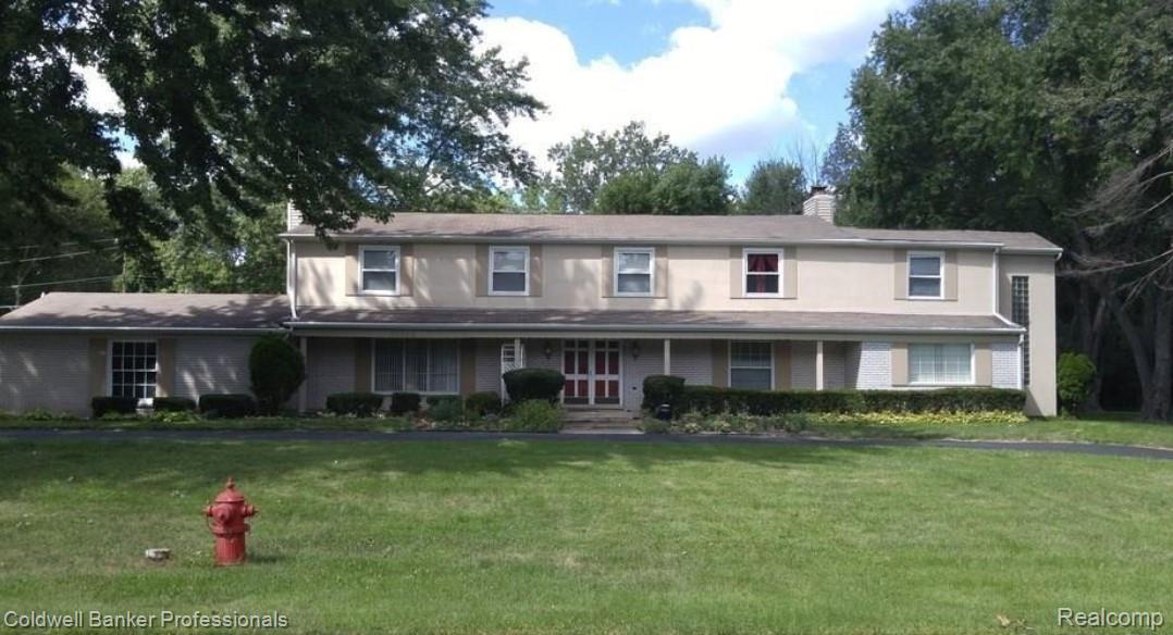 29585 Woodhaven Lane