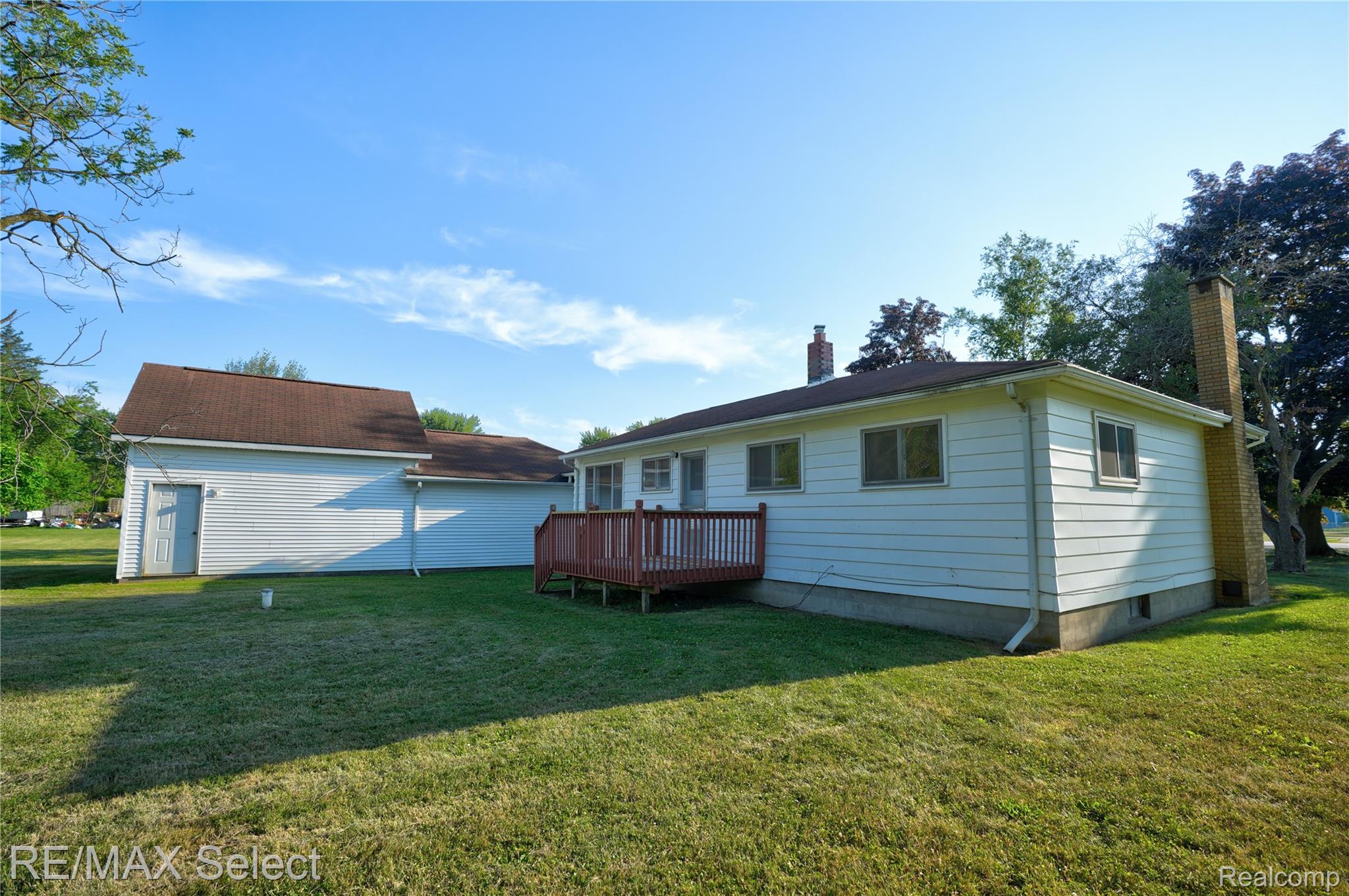 7449 Jennings Road