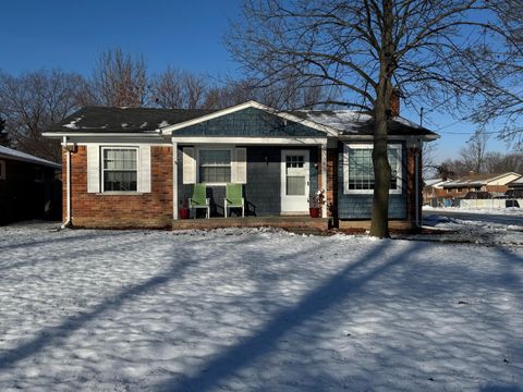 Photo of 33941 Jefferson Avenue, St Clair Shores City, MI 48082 (MLS # 81025061890)