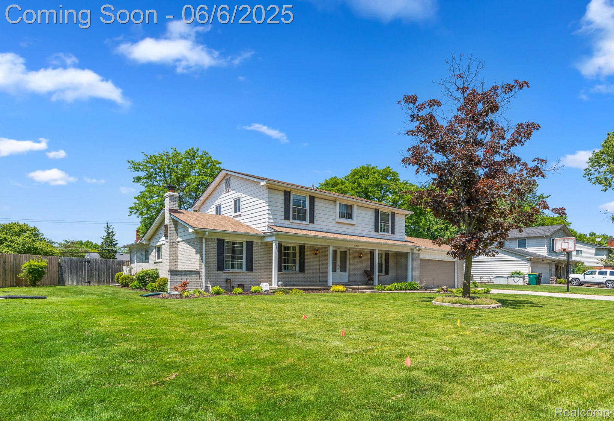 25353 Castlereigh Drive