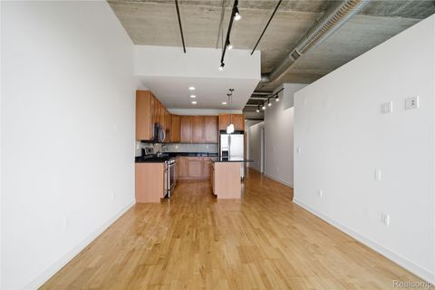 Tiny photo for 350 N Main Street, Royal Oak Charter Township, MI 48067 (MLS # 20261014510)