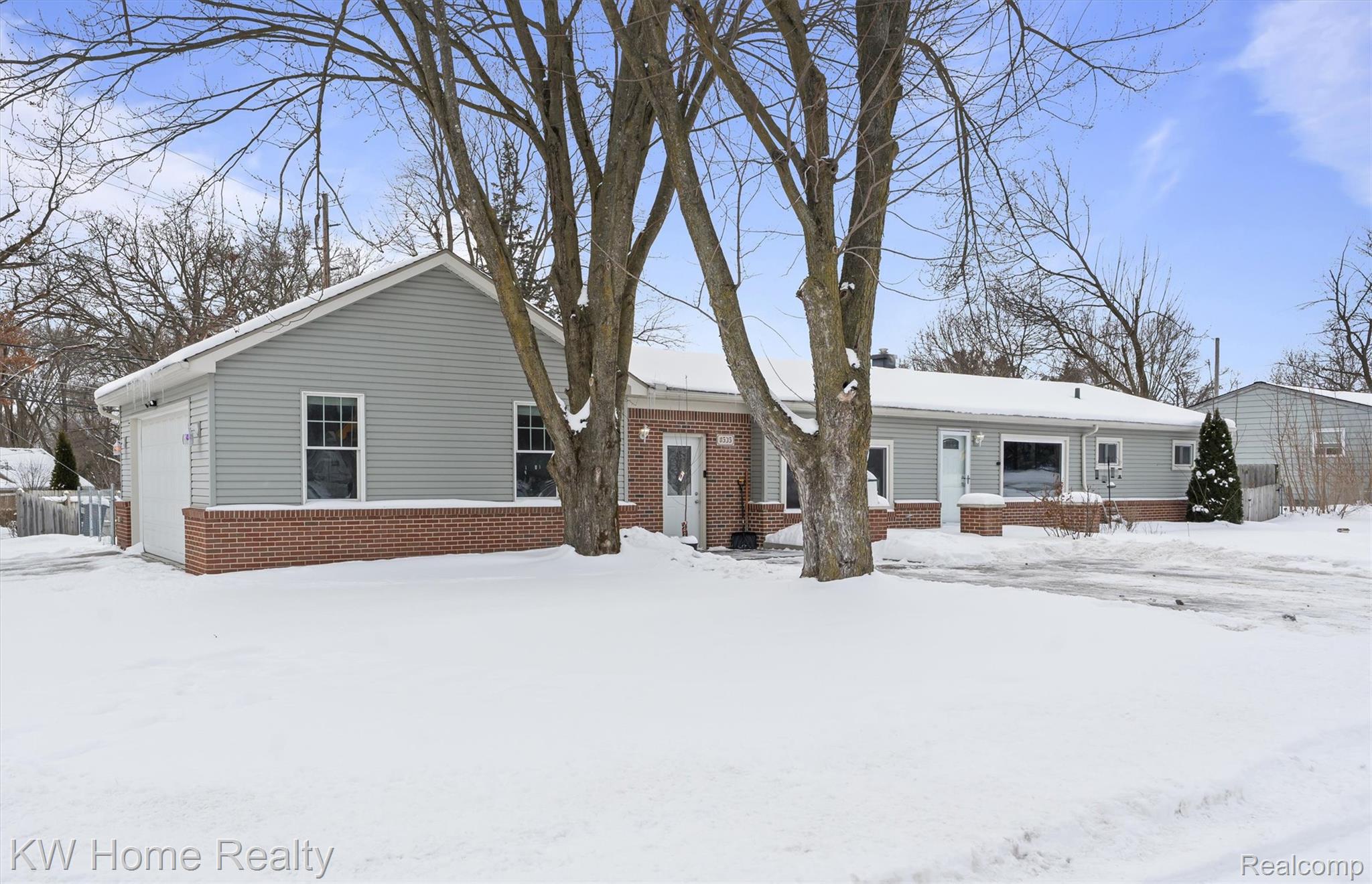 8535 Andersonville Road