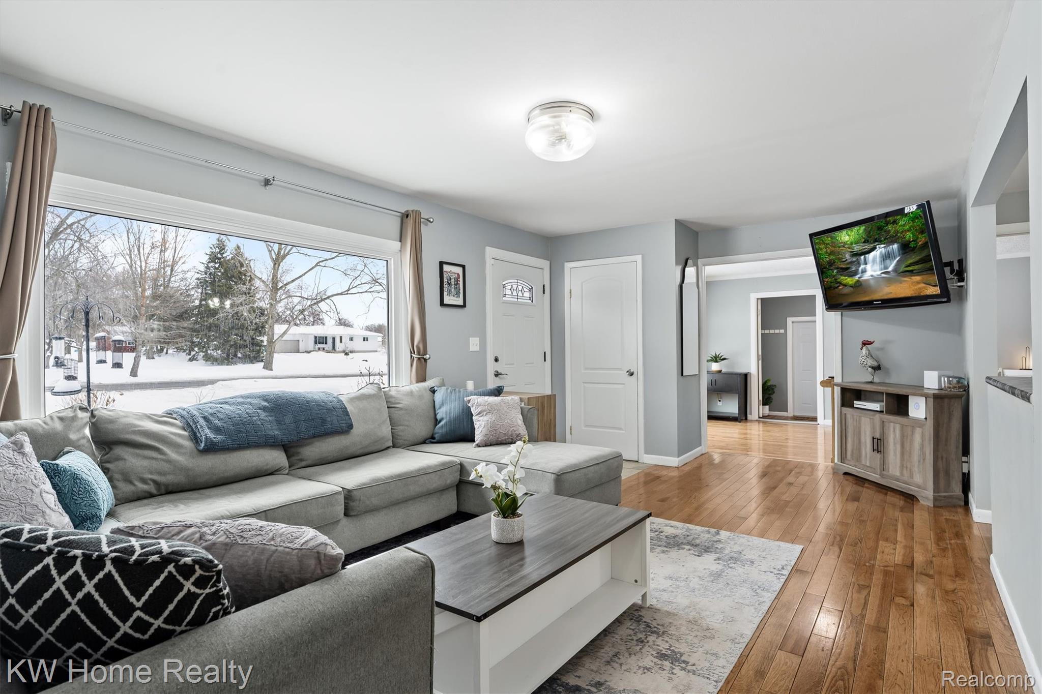 8535 Andersonville Road