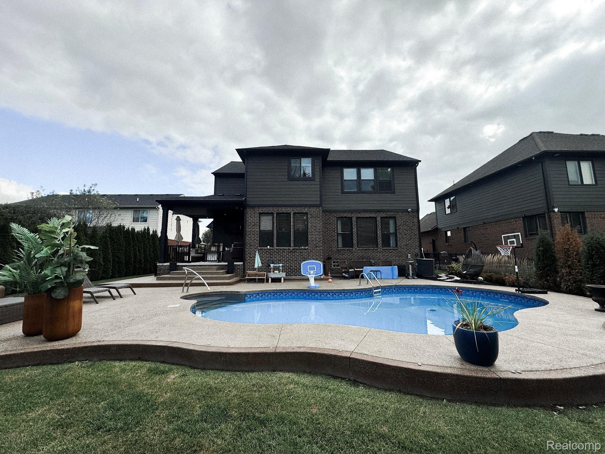 47221 Hidden Meadows Drive