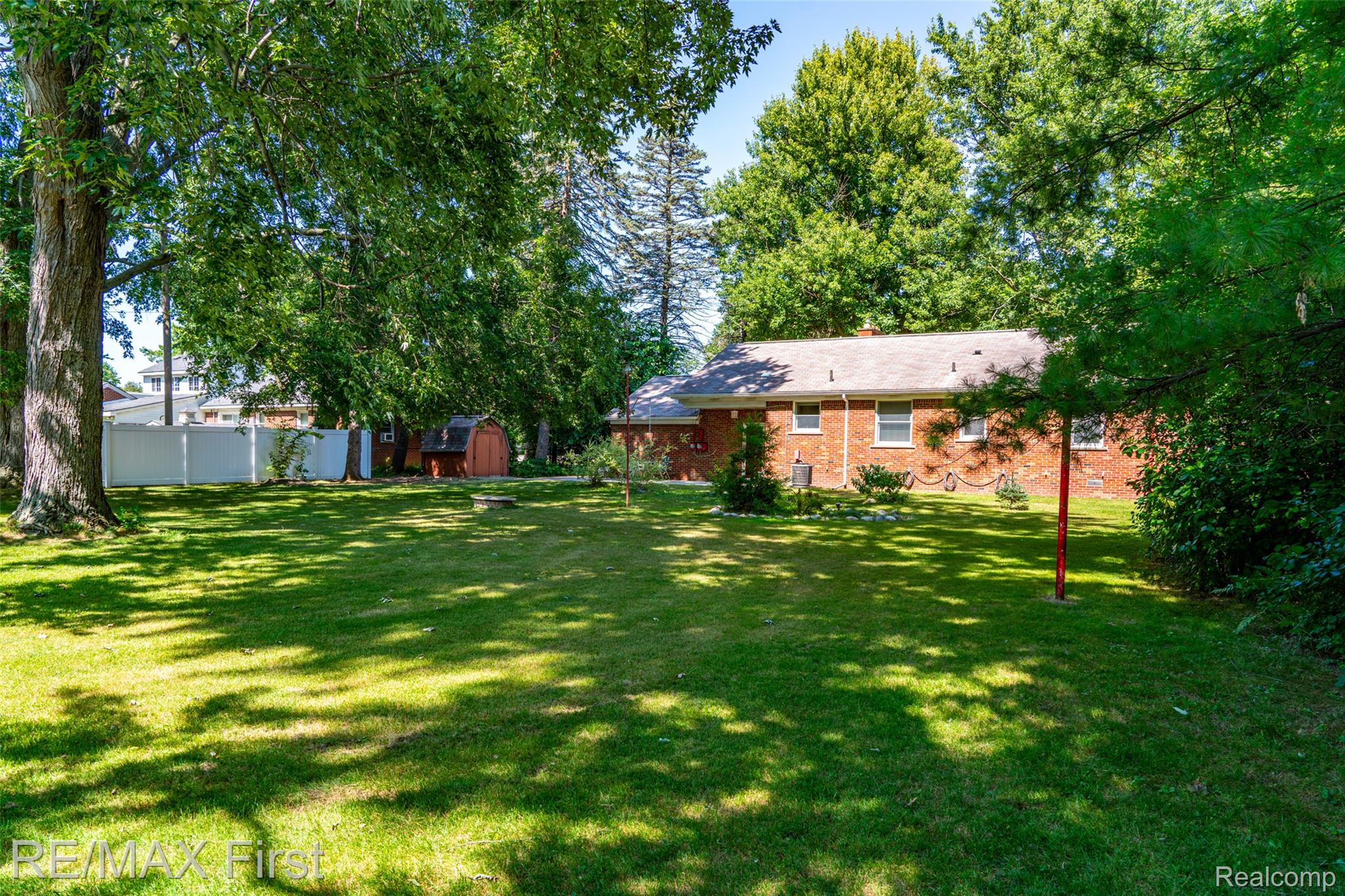42471 Utica Road