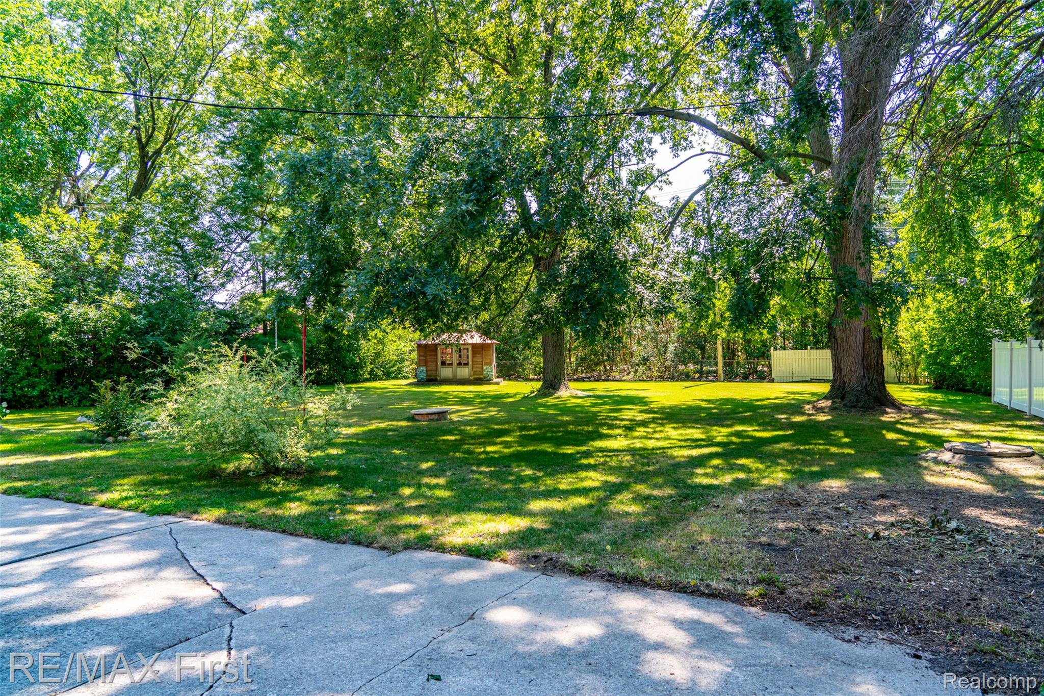 42471 Utica Road