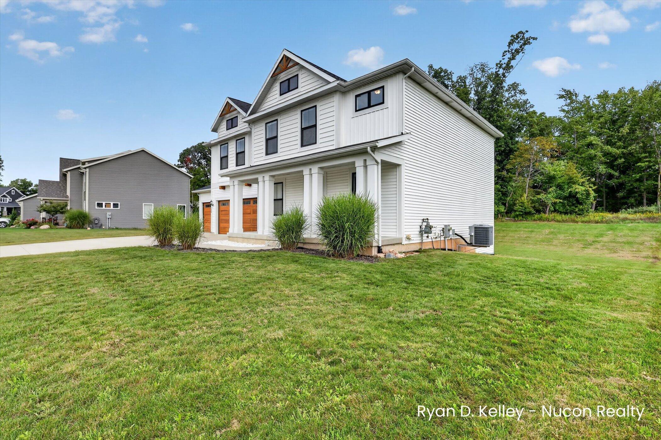 11544 Sessions Woods Drive W