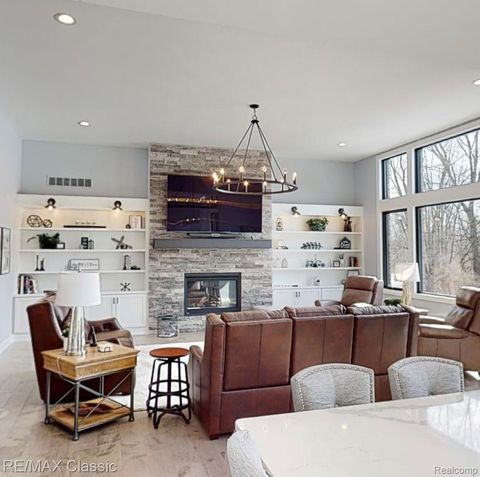 001 Buttercup Trail Milford Charter Township MI 48381