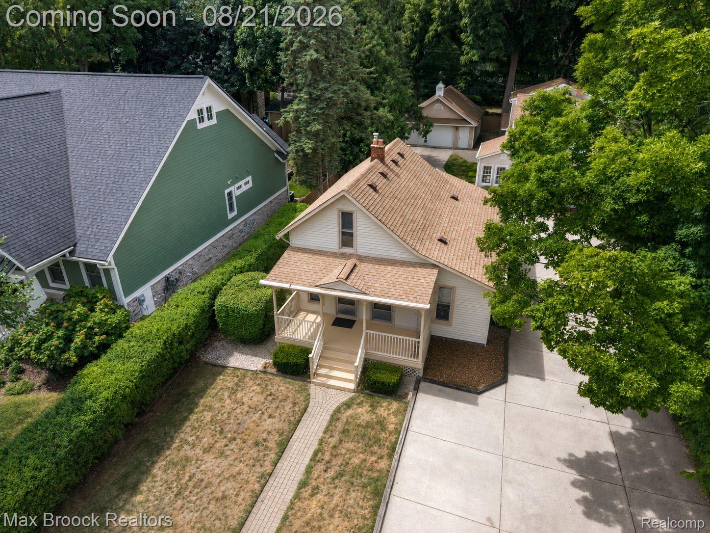 364 S WING Street