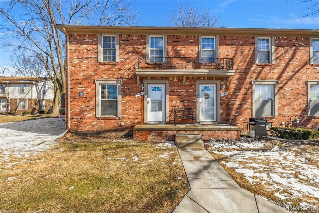 Photo of 35276 Terrybrook Drive, Sterling Heights City, MI 48312 (MLS # 20261013462)