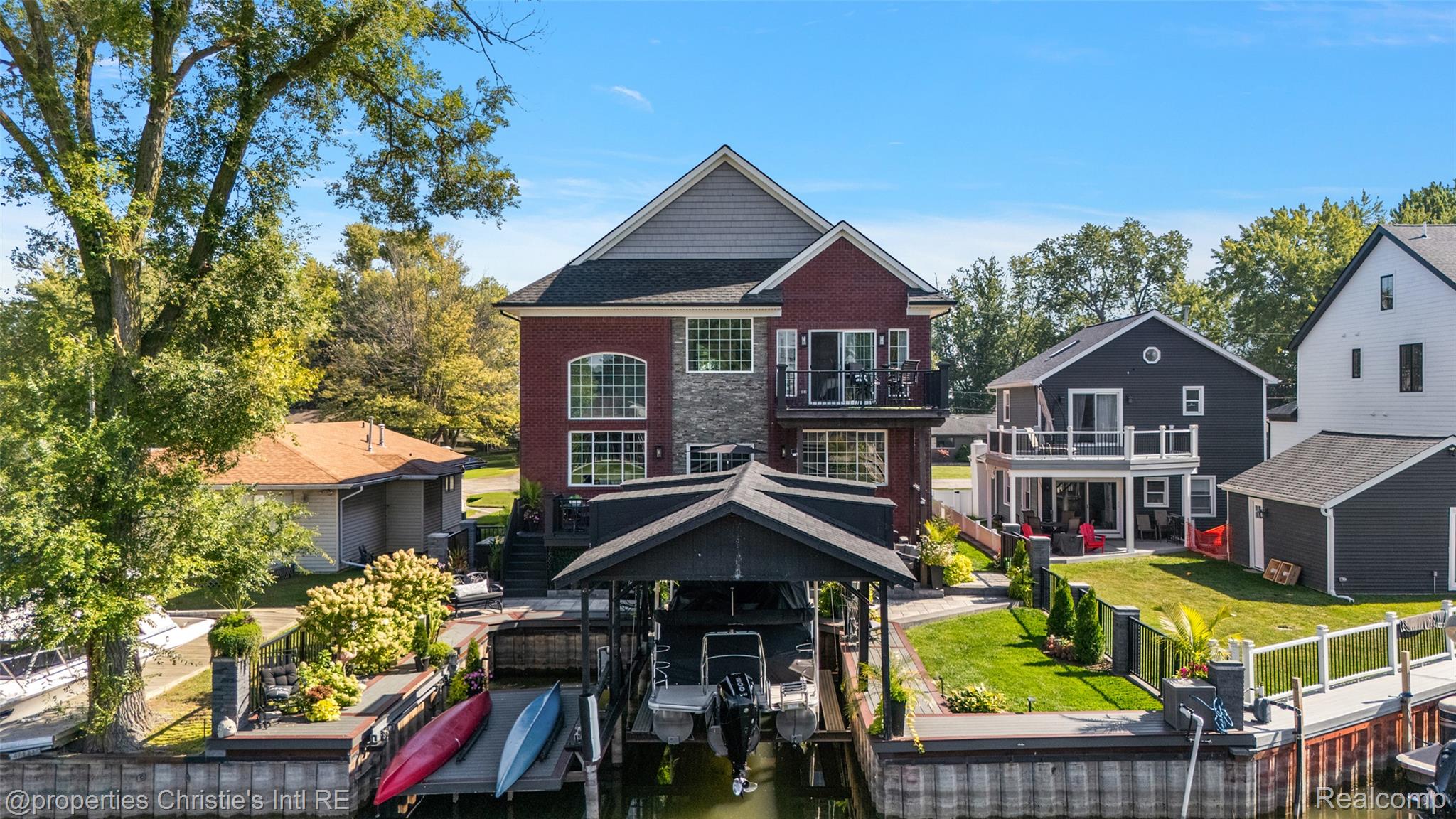 41245 Belvidere Street