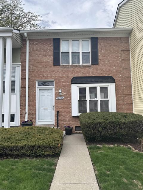 37398 Charter Oaks Boulevard Clinton Charter Township MI 48036
