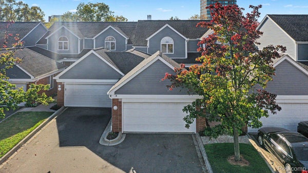 235 WINDWARD CT, DETROIT, MI 48207 - Image 71b84e8dbba2dcb80ab2ca38fd0bda37/13704937