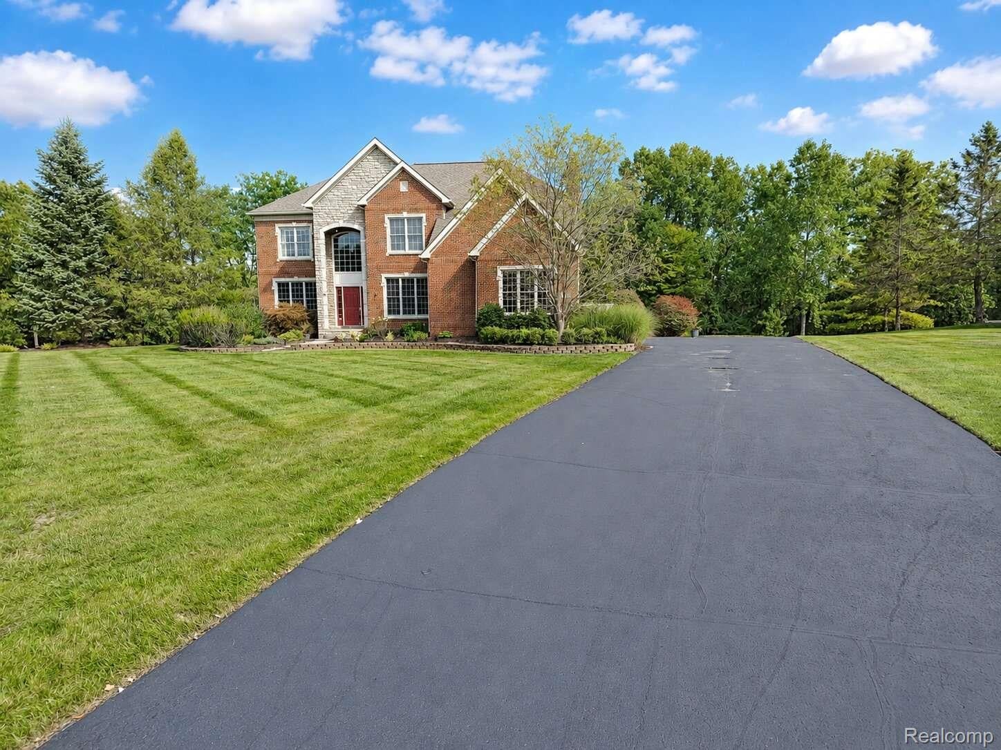 1968 Scenic Drive