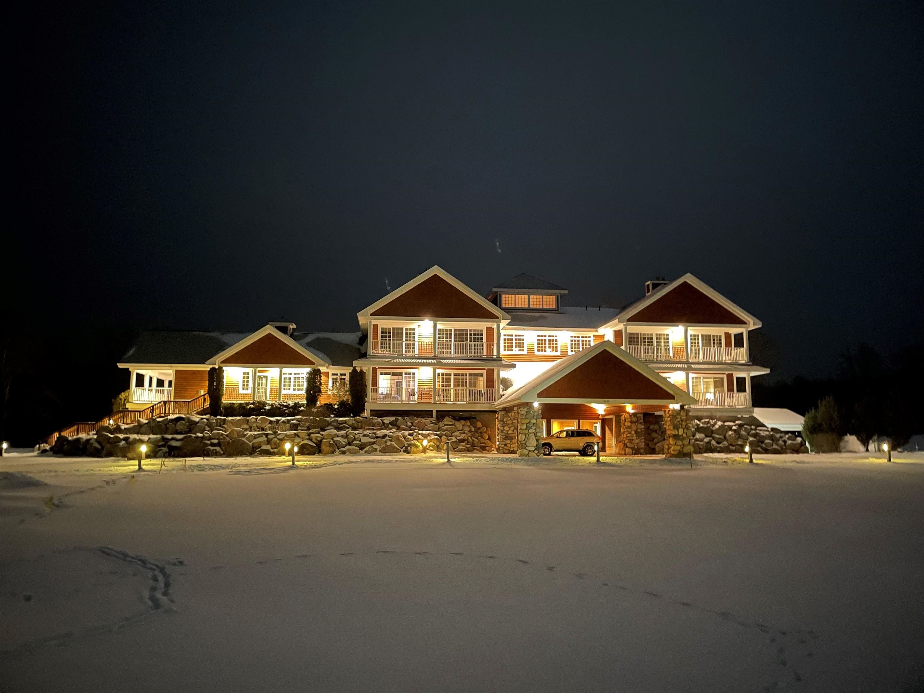 2608 Hawks Eye Drive